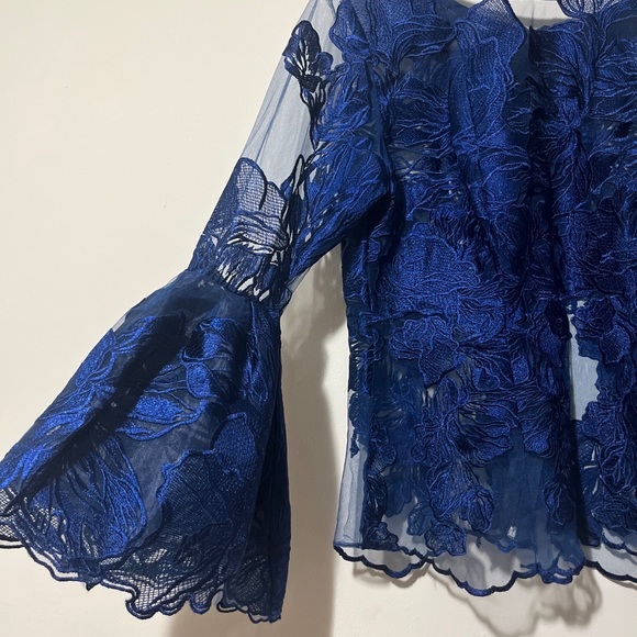 Floral lace mesh blouse - Picture 3 of 3